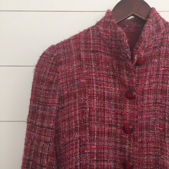 🛑 SOLD! Tweed Button Down Coat In Rose Hues - Picture 2 of 9
